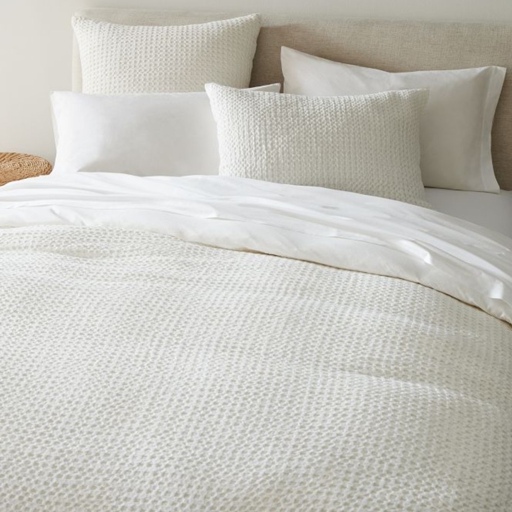 Cream Comforter Full/Queen